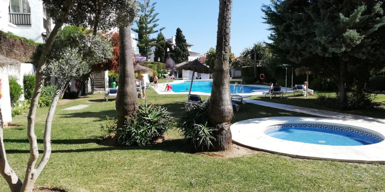 Resort Calahonda Garden-Medina Del Zoco Beach By H&H Málaga Exteriör bild