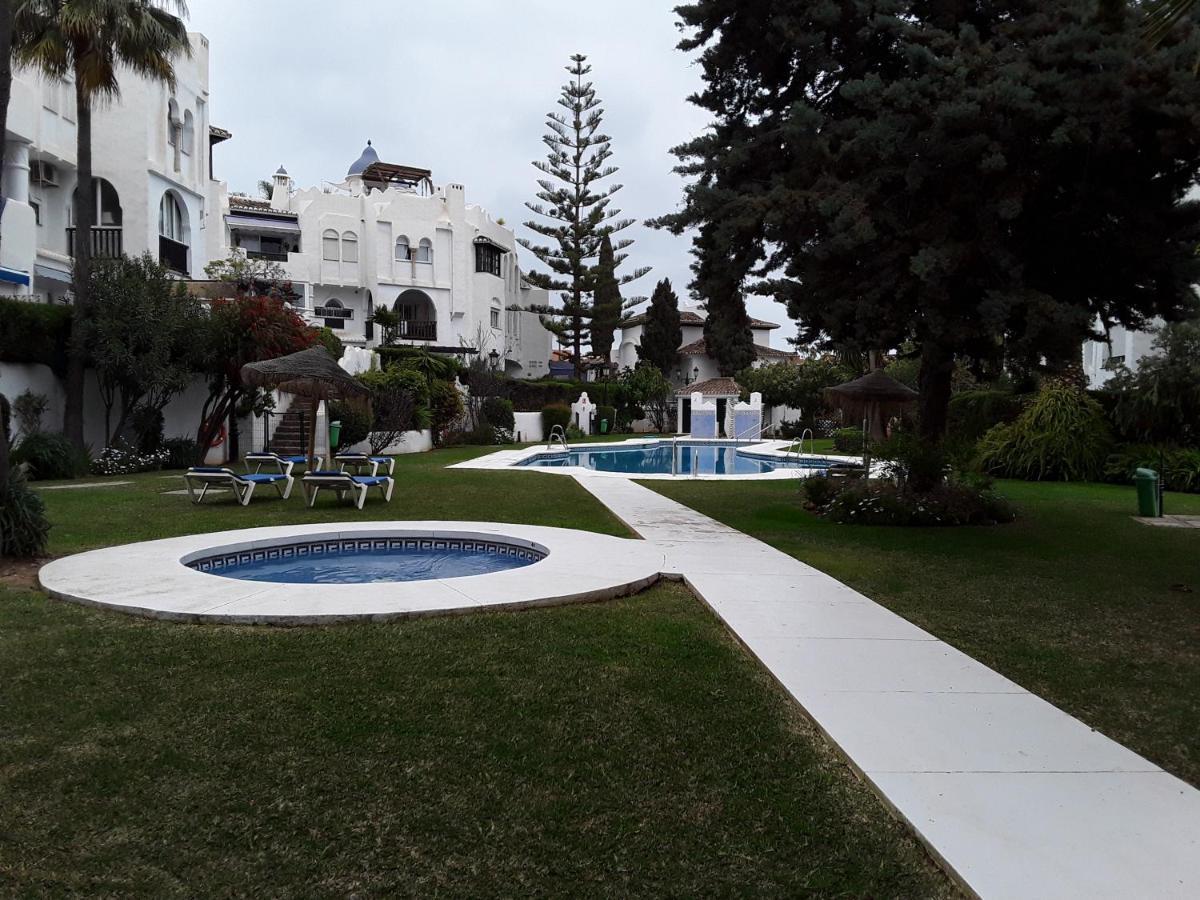 Resort Calahonda Garden-Medina Del Zoco Beach By H&H Málaga Exteriör bild
